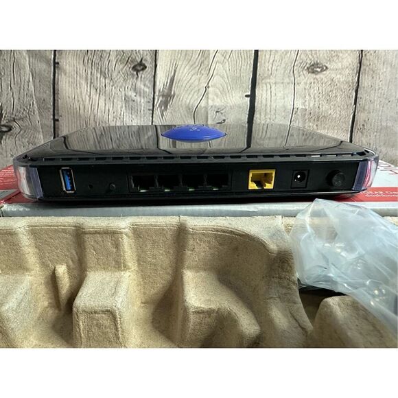 Netgear N600 Wireless Dual Band Router WNDR3400v2 - Picture 4 of 8